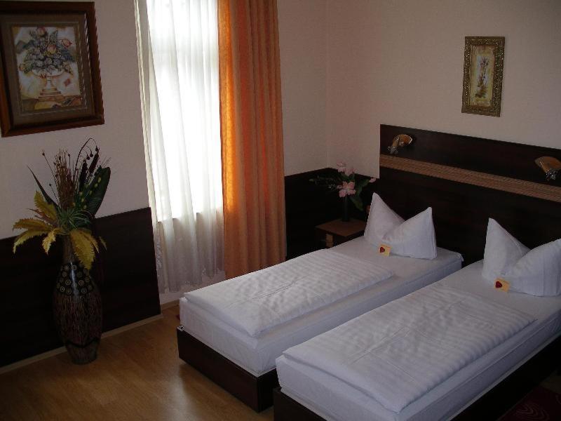 Hotel Elbe Street 34 Φραγκφούρτη Δωμάτιο φωτογραφία